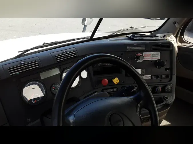 2019 Freightliner Cascadia 125