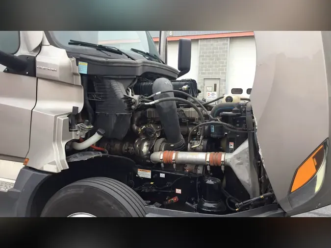 2022 Freightliner Cascadia 126bd5edc30179868cb7467efe47c8222bf