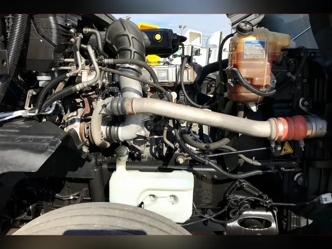 2022 INT LT625 6x4