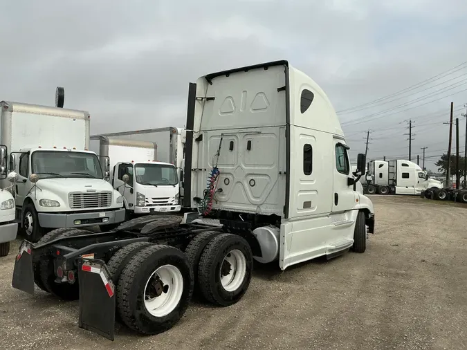 2019 FREIGHTLINER/MERCEDES CASCADIA 125