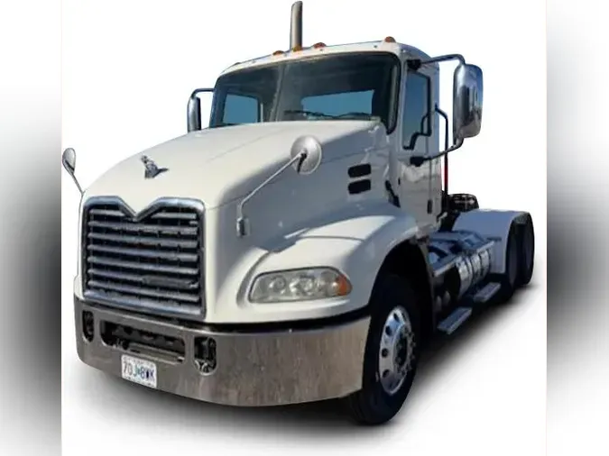 2016 Mack CX-Seriesbd644760706ad2a0354e8a679c27e907