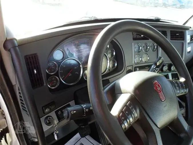2023 KENWORTH T680
