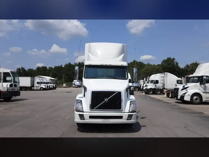 2016 Volvo VNL300