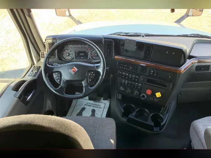 2021 INT LT625 6x4