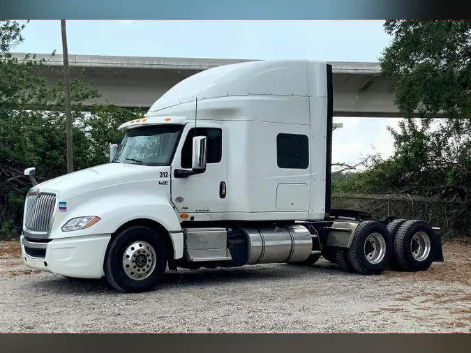 2023 INT LT625 6x4
