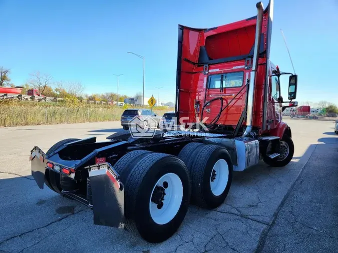 2019 VOLVO VNR64T300