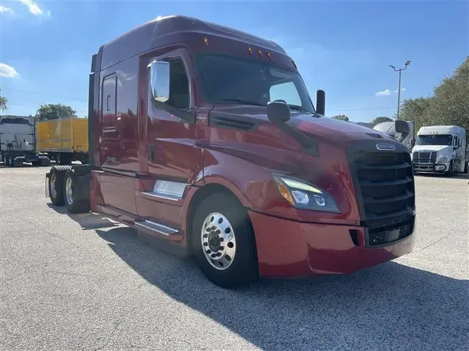 2019 FREIGHTLINER CA126