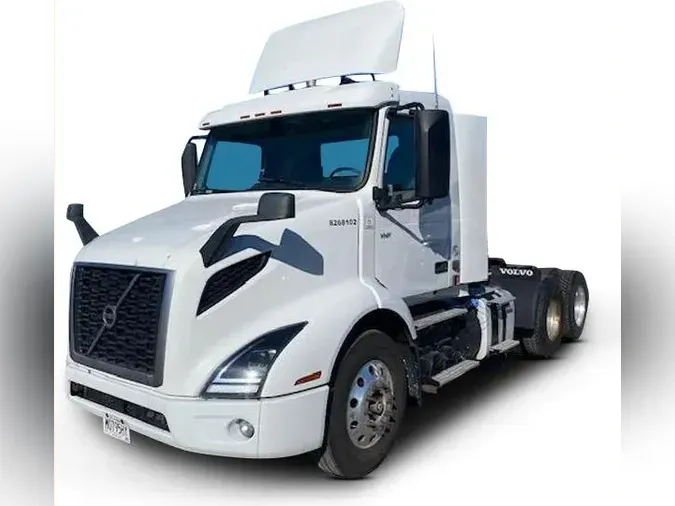 2021 Volvo VNL64T300bd68ad1ed6cb93f504b9c5e3cedfc172