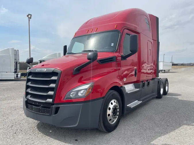 2020 FREIGHTLINER CASCADIA 126