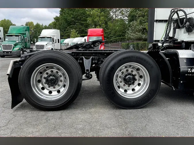 2021 INT LT625 6x4