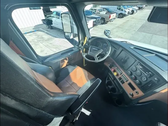 2022 Freightliner PT126SLP