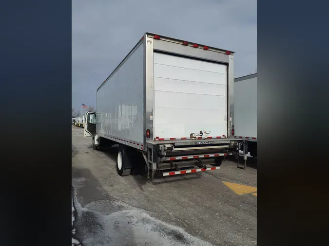 2019 FREIGHTLINER/MERCEDES M2 106