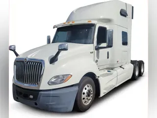 2019 International LT625