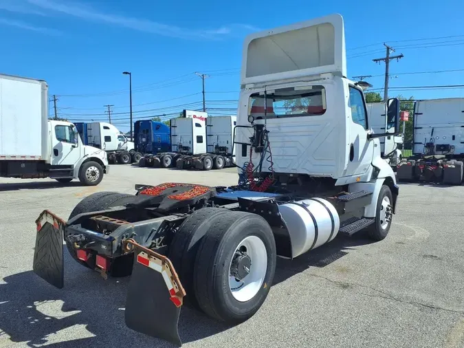 2019 NAVISTAR INTERNATIONAL RH613 DAYCAB S/Abd7ca3715230c787baa114d891fe8405