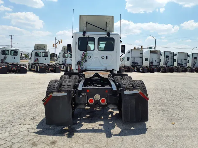 2019 FREIGHTLINER/MERCEDES CASCADIA 125