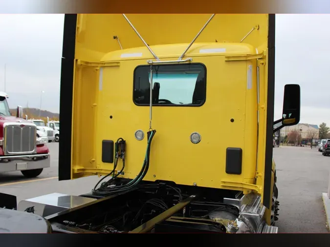 2021 Peterbilt 579