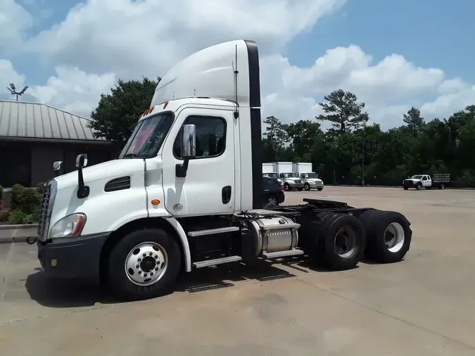 2015 FREIGHTLINER/MERCEDES CASCADIA 113bd808c382d5675801a8c24fe0fc79041