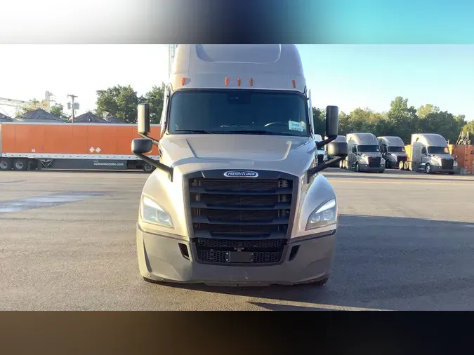 2024 Freightliner Cascadia 126bd89c78c48fdfc8e3753eda2d115031c