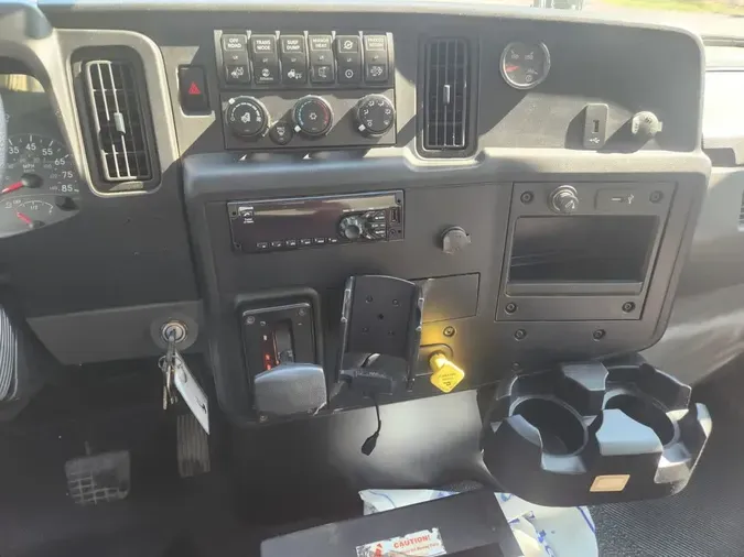 2020 NAVISTAR INTERNATIONAL MV607 (4X2)