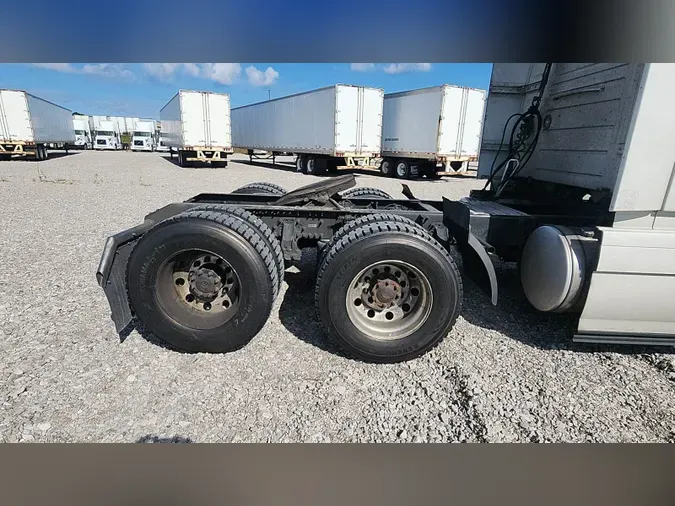 2019 Volvo VNL 740