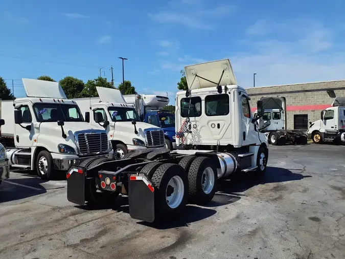 2018 FREIGHTLINER NEW CASCADIA PX12664