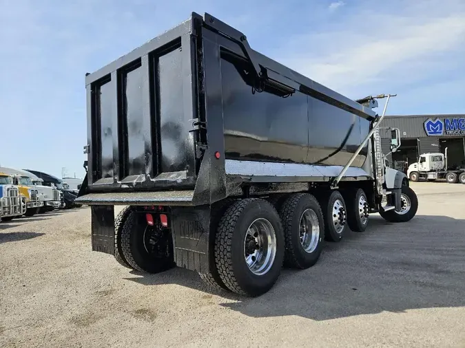 2019 MACK GR64F