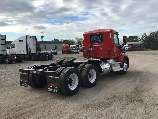 2021 PETERBILT 579