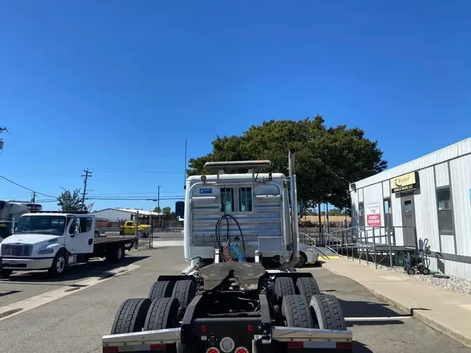 2020 FREIGHTLINER/MERCEDES CASCADIA 125