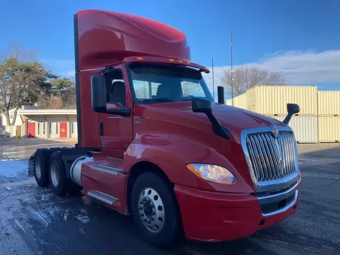 2020 NAVISTAR INTERNATIONAL LT625 DAYCAB T/A