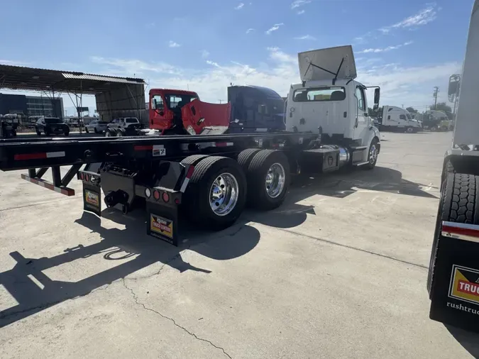 2023 Freightliner Business Class M2 112