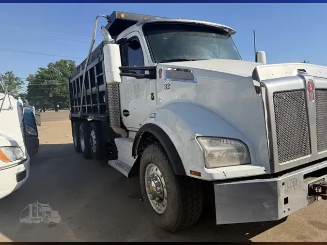 2016 KENWORTH T880