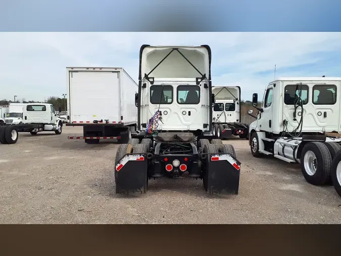 2019 FREIGHTLINER/MERCEDES NEW CASCADIA PX12664
