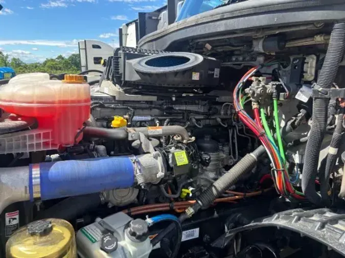 2020 Freightliner Cascadia 126bd9c28a87ae11ce601d29178af748656