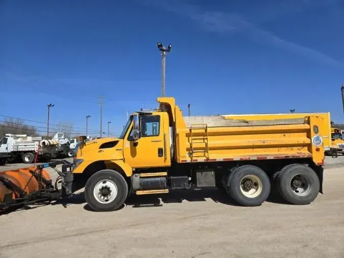 2009 International 7400