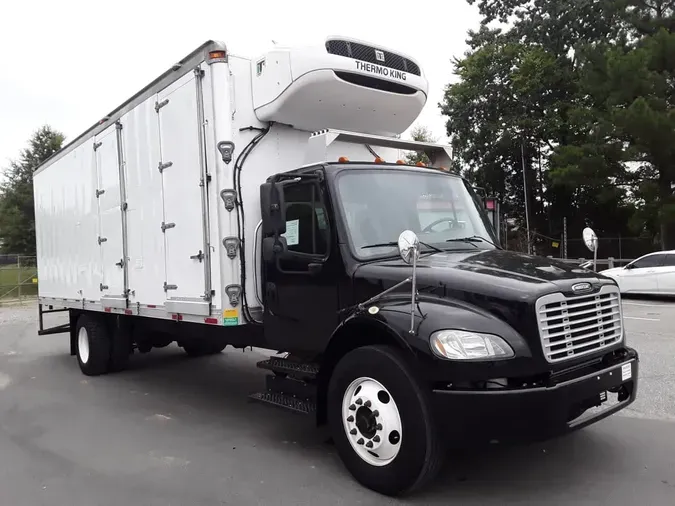 2018 FREIGHTLINER M2 106