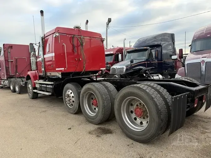 2015 WESTERN STAR 4900