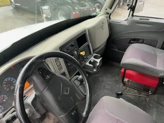 2016 INTERNATIONAL 4300