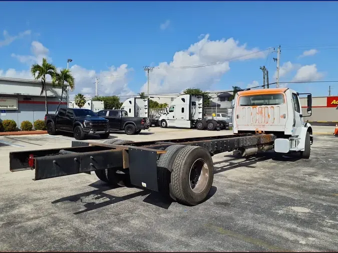 2016 FREIGHTLINER/MERCEDES M2 106