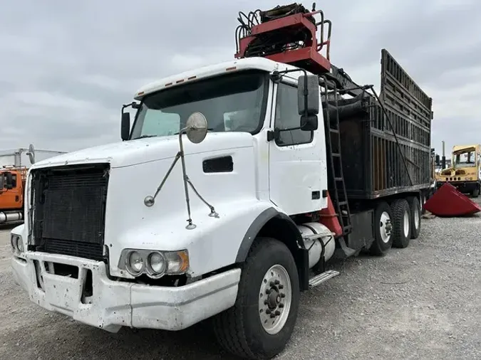 2005 VOLVO VHD84F200bdb7d7320395fb9b15dfe02835f04bbb