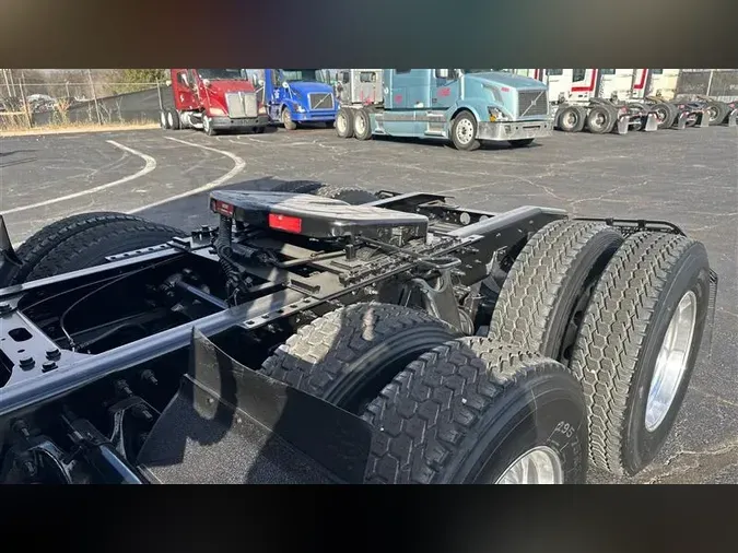 2021 INTERNATIONAL LTbdb87769bf345fa3bdad7e5192ece30c