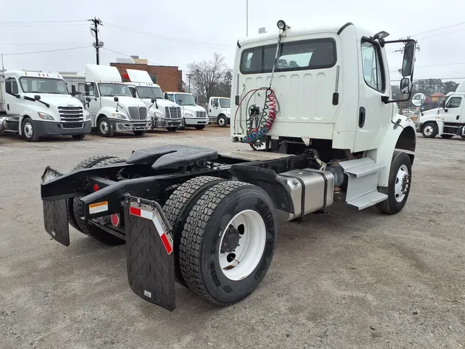 2014 FREIGHTLINER/MERCEDES M2 106