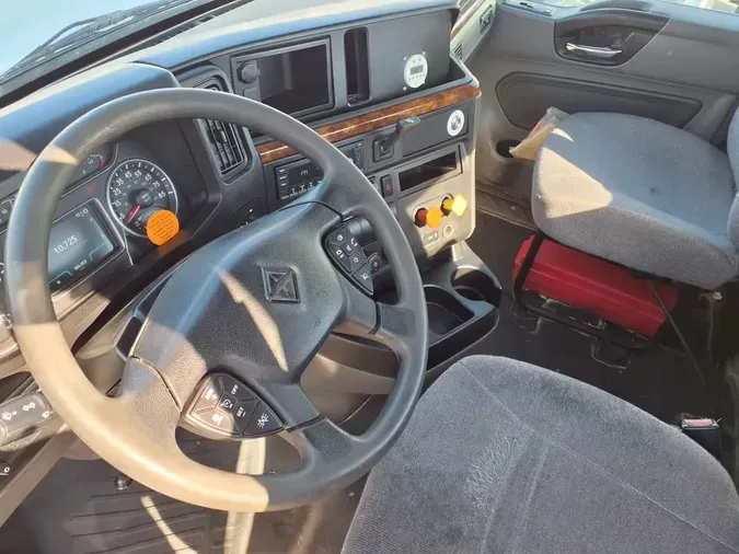 2018 NAVISTAR INTERNATIONAL LT625 DAYCAB T/A