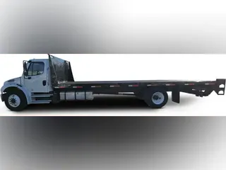 2018 Freightliner Business Class M2 106