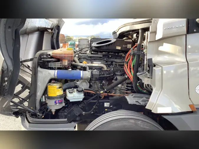 2021 Freightliner Cascadia 126bdc69731eb6fab3ef3d85d0e99b2fe32