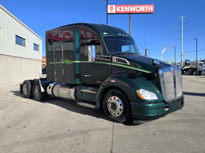 2022 Kenworth T680