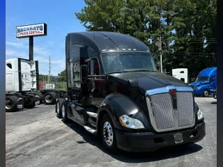 2021 KENWORTH T680