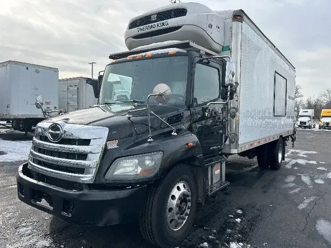 2016 Hino Truck 338