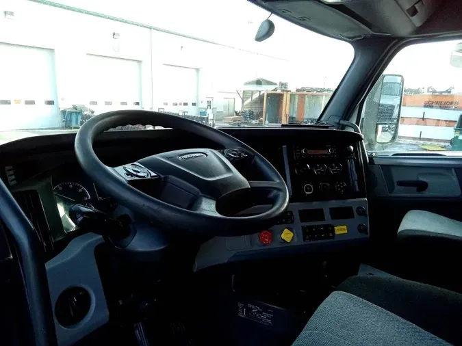 2020 Freightliner Cascadia