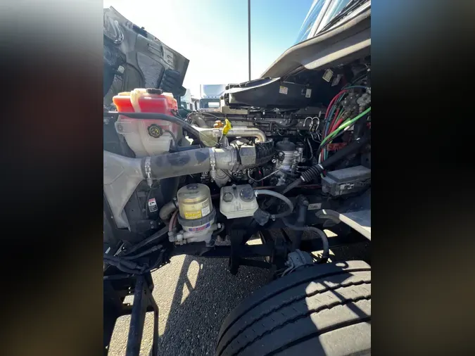 2018 FREIGHTLINER/MERCEDES CASCADIA 125