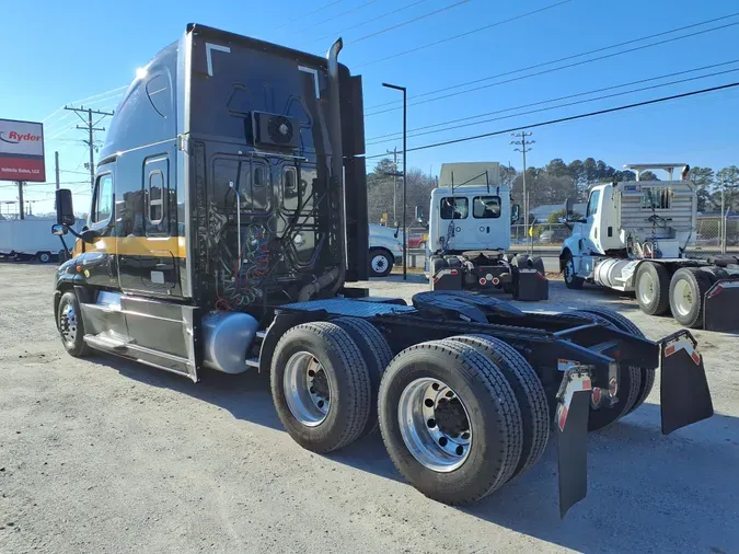 2020 FREIGHTLINER/MERCEDES CASCADIA 125